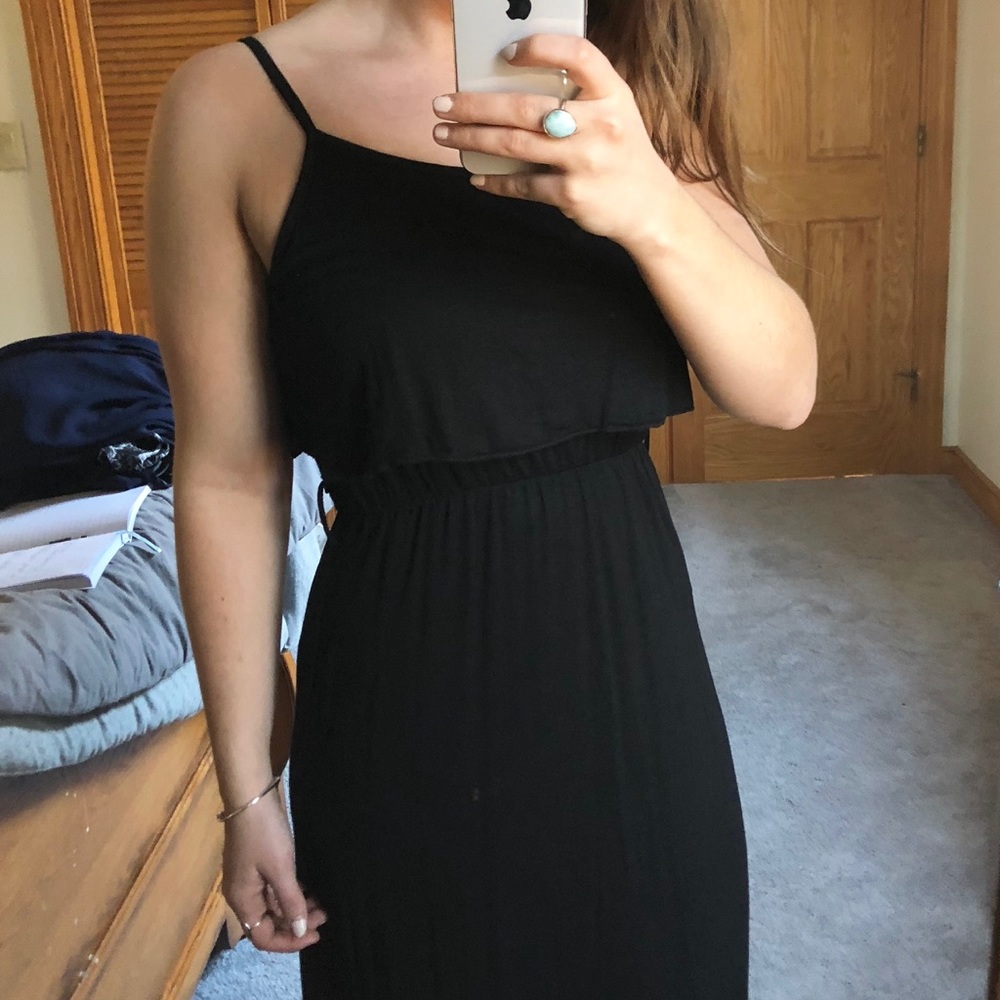 Black midi dress